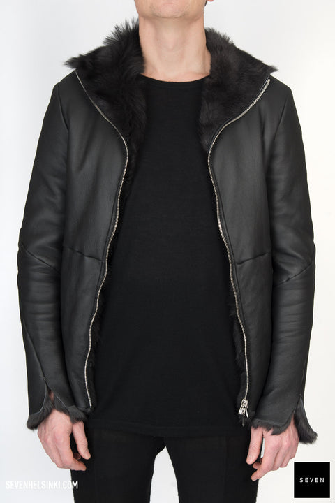 BLACK SHEEP SHEARLING JACKET