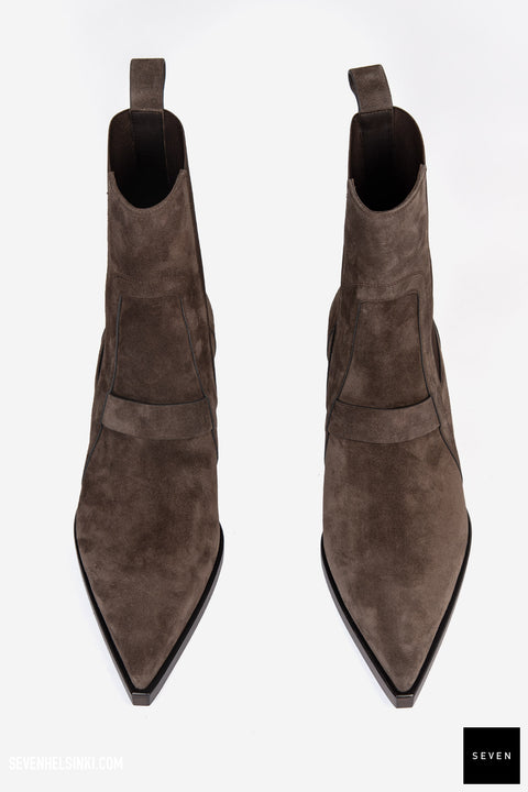  SHARP WEDGE SLIVER