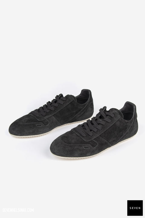 MINIMAL SNEAKS