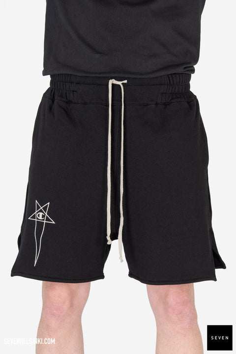 x CHAMPION - SHORTS