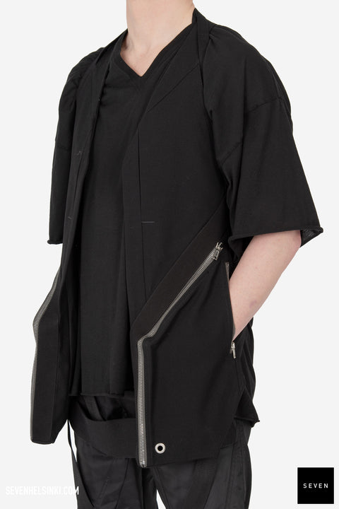  TEMPLE VEST