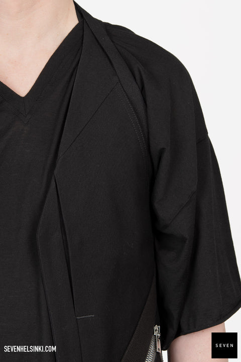  TEMPLE VEST